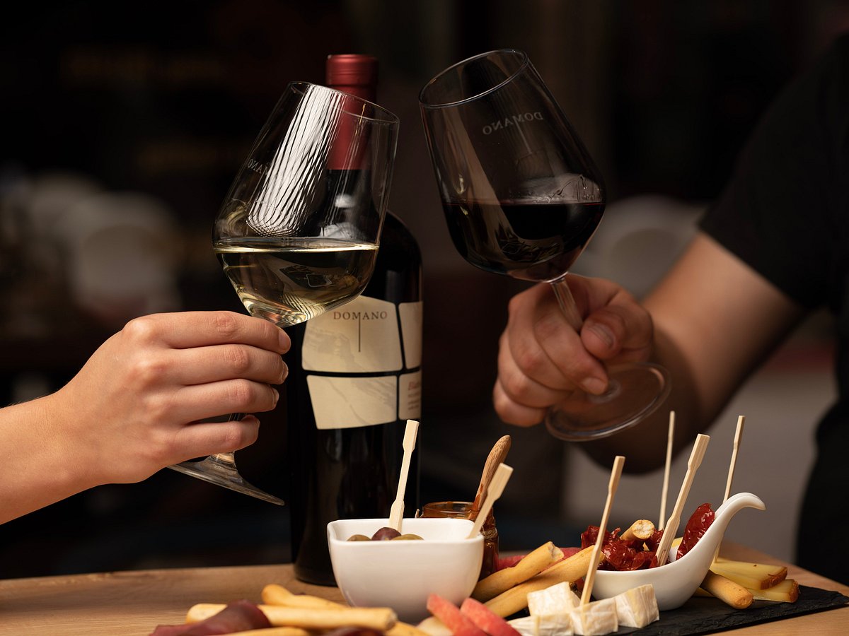 Taste Mostar Like a Local: Food, Wine & Old Town Provjera u tijeku